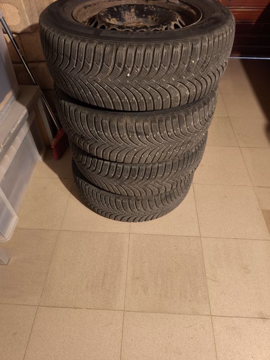 4 бр зимни гуми Hankook 205/65/15 и джанти 5х112мецедес,ауди,бмв