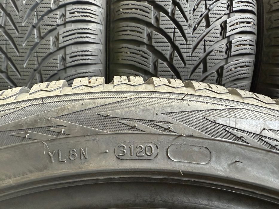 Anvelopa iarna 235/45 R20 Hankook Winter I Cept EVO 3 X , Nokian WR Suv 4