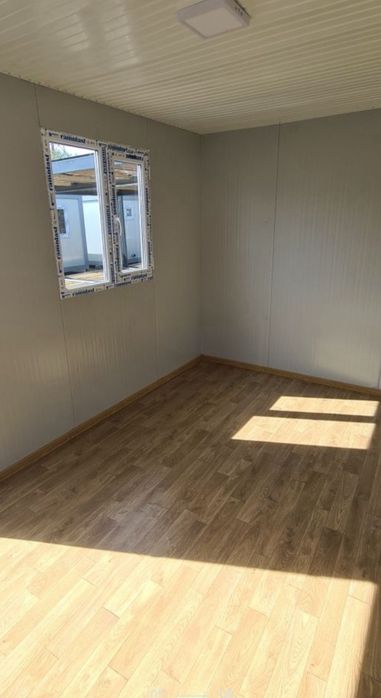 Container modular 4x2,4