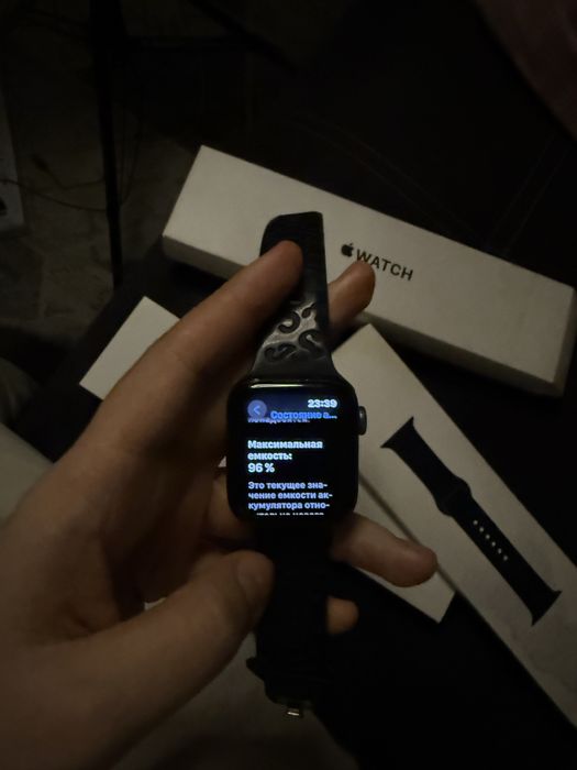 Продам apple watch se 40mm