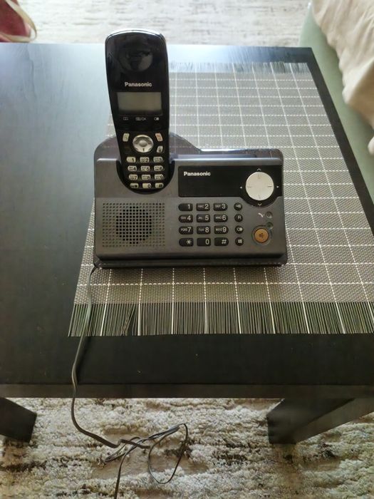 Продам телефон-базовая станция