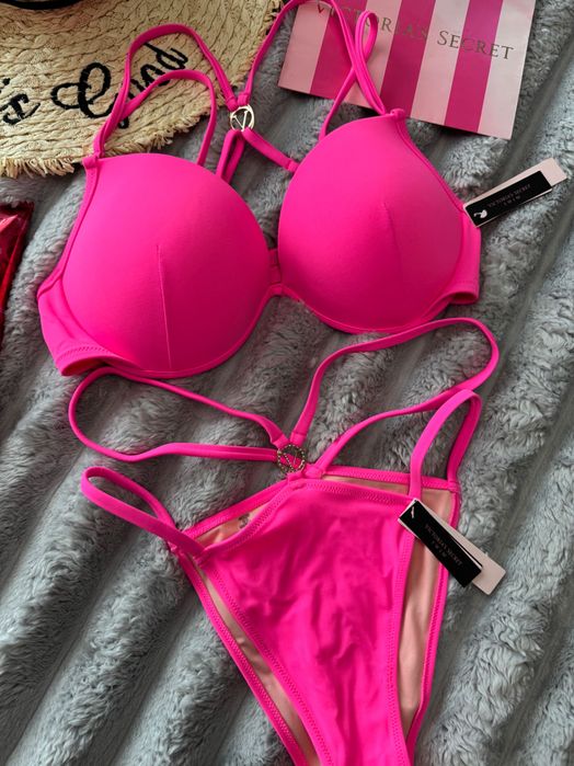 Ярко розов бански Victoria’s secret