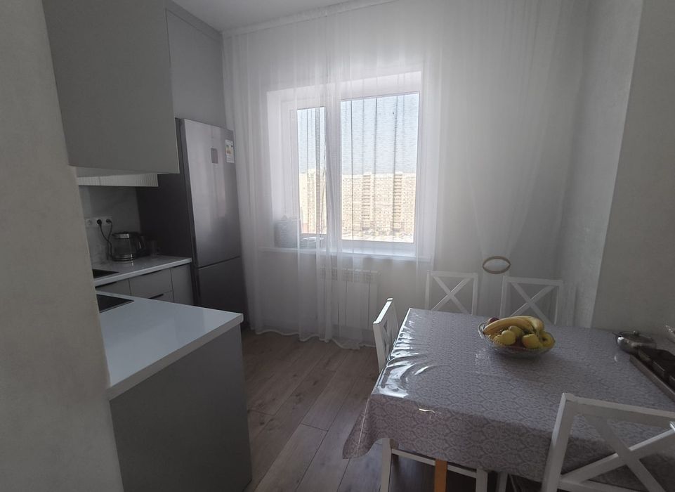 Продается 3 комнатная в  Новостройке