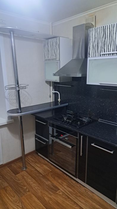 Сдам 3 комнатную квартиру в кжби