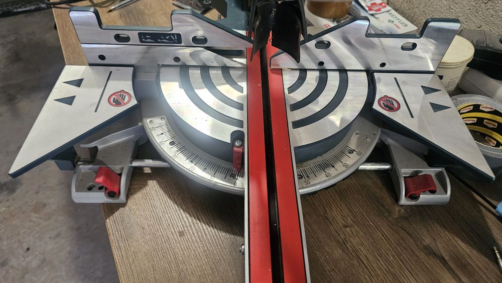 Потапящ циркуляр BOSCH PRO GCM 8 SJL