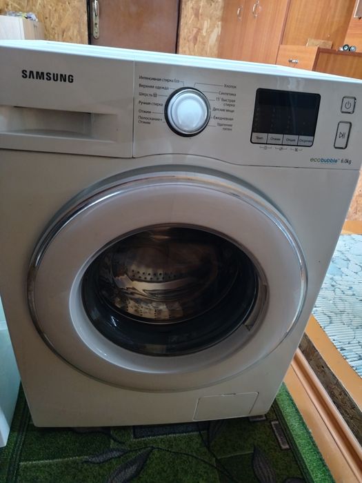 Продам машинку автомат.