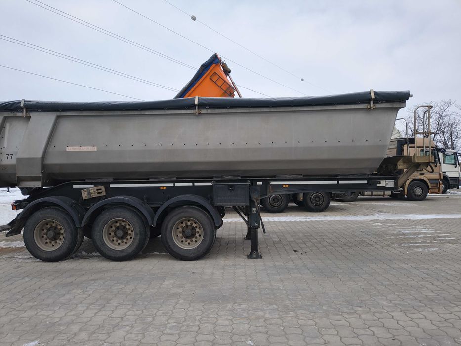 Semiremorca Schwarzmuller