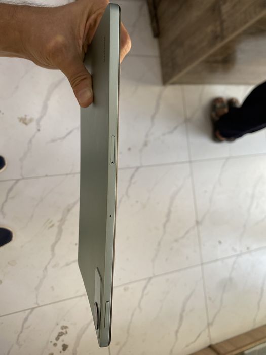Redmi planshet sotiladi