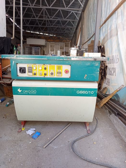 Кромкооблицовочный станок