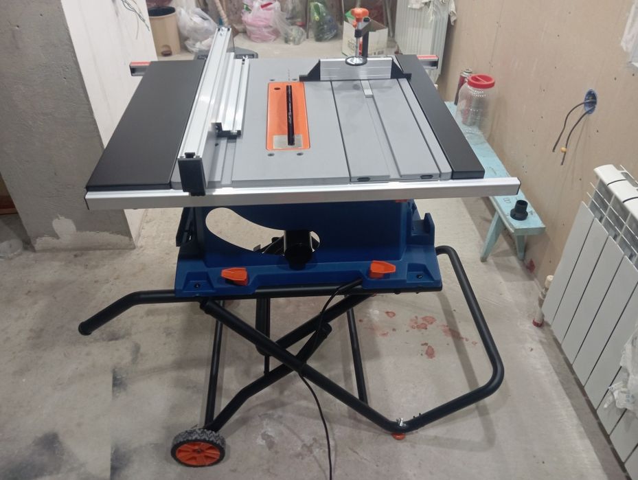 Продается распиловочный станок по дереву