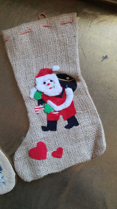 Saci iuta decorativi pentru semineu