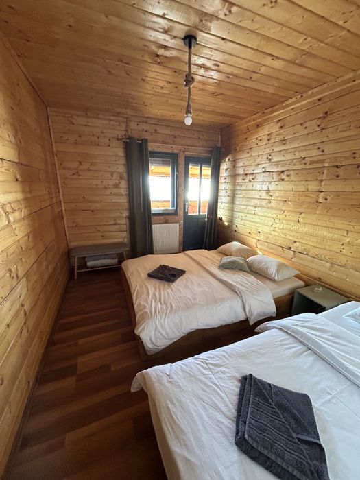 Cabana de închiriat  cu ciubar la munte in Bălcești Belis