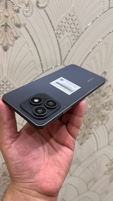 Honor X8d Yengide holatda 8+8/128GB