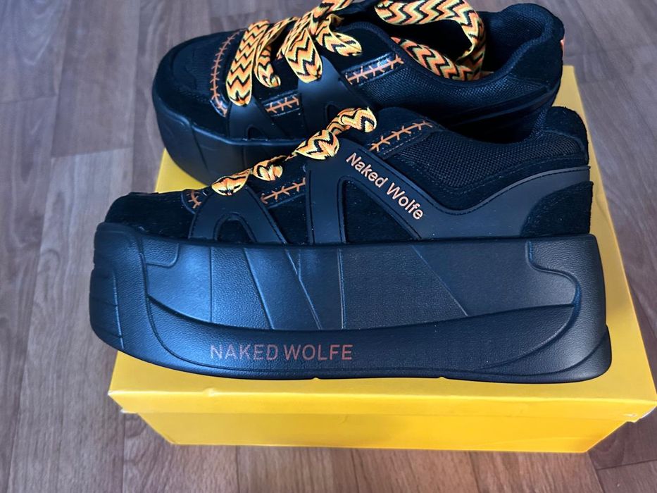 Продам новую обувь