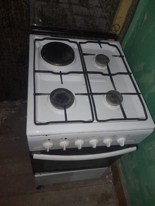 Продам газ плито