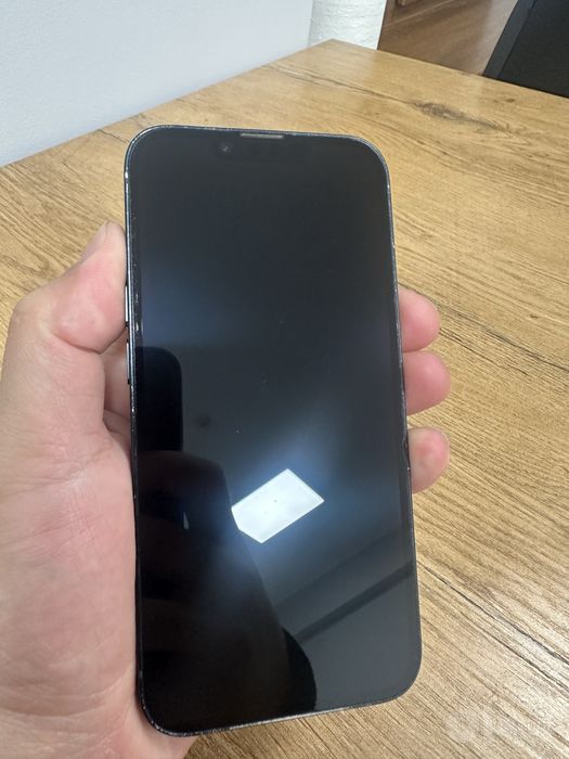 iPhone 14.