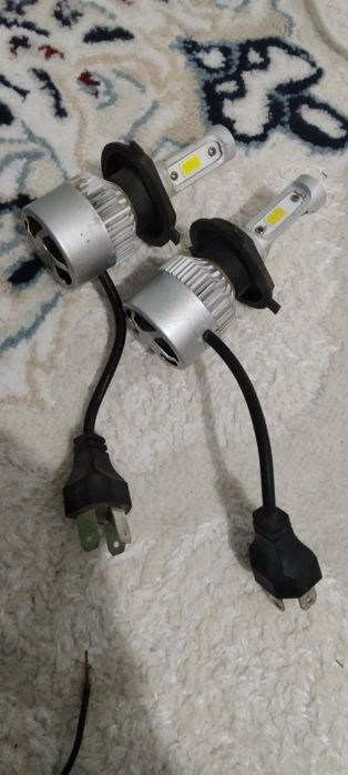 Продам Led лампочки H4