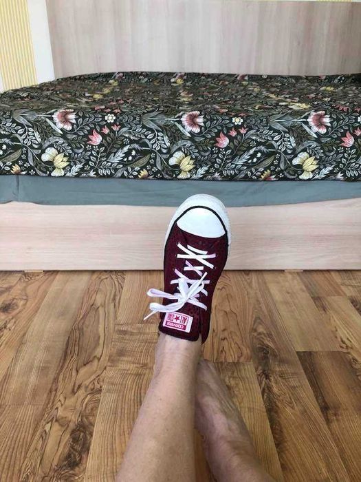 страхотни оригинални Converse