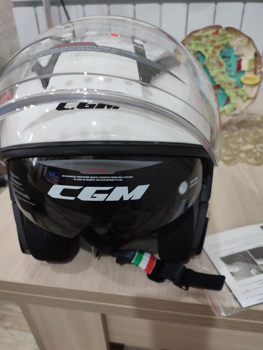 Продам шлем на мото