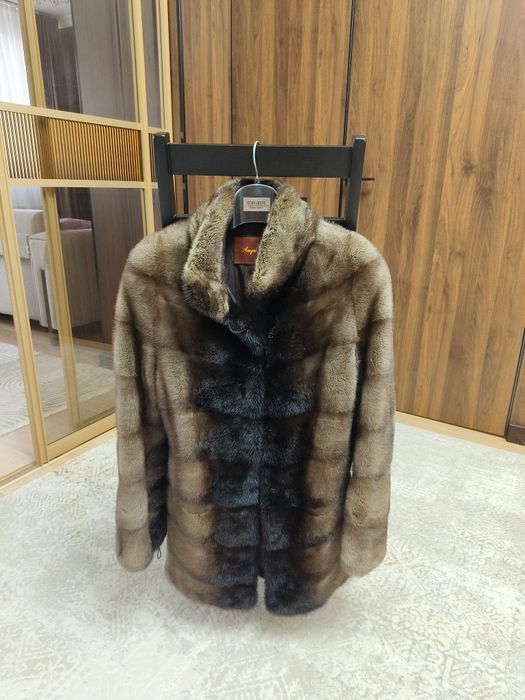Продам норковую шубу б/у
