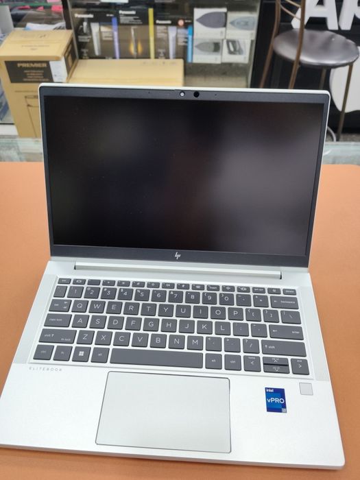 HP EliteBook 630 13.3 inch G10 Notebook PC