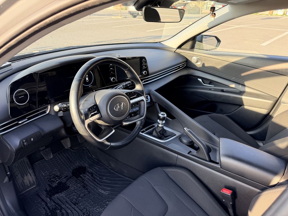 Hyundai Elantra Highway