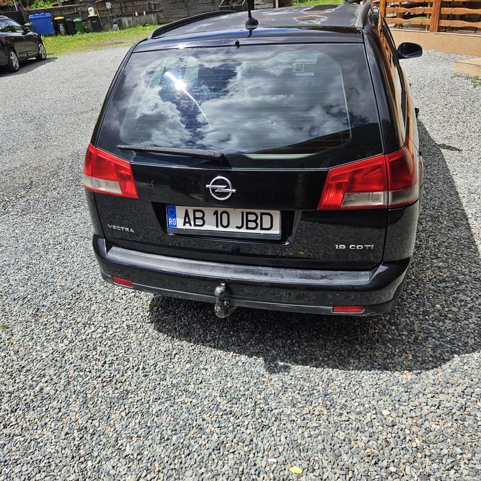 Vand Opel Vectra/ 1.9 diesel /stare perfecta/fiscal  pe loc