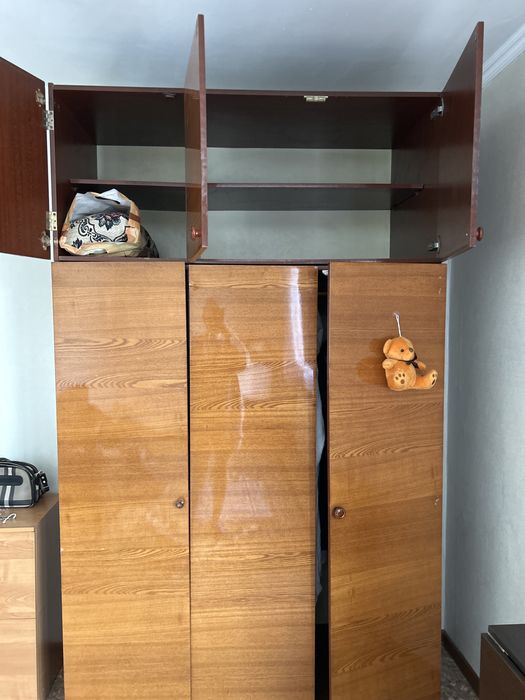 шкаф детства старый