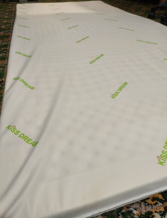 Латексный матрас KISS DREAM 90×200 см, 5 см — почти новый