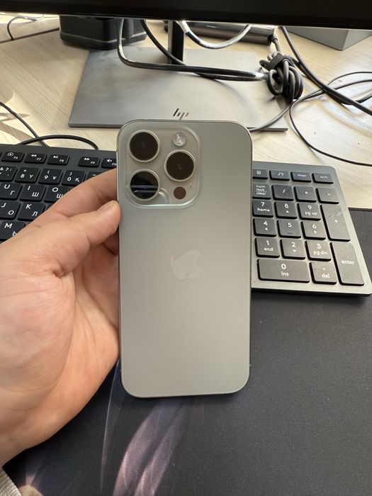 Айфон 15 про в хорошем состояний