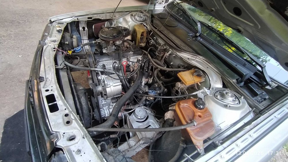 Автомобиль Ауди 100 c3