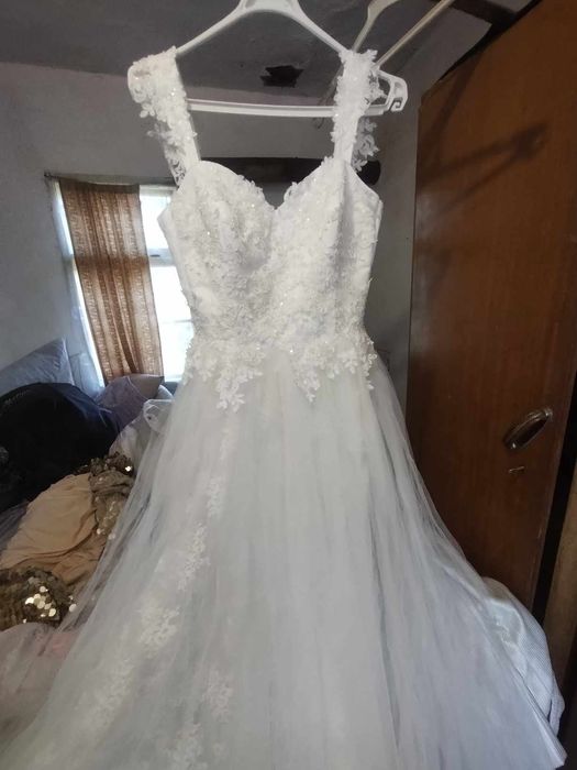 Булчински рокли.