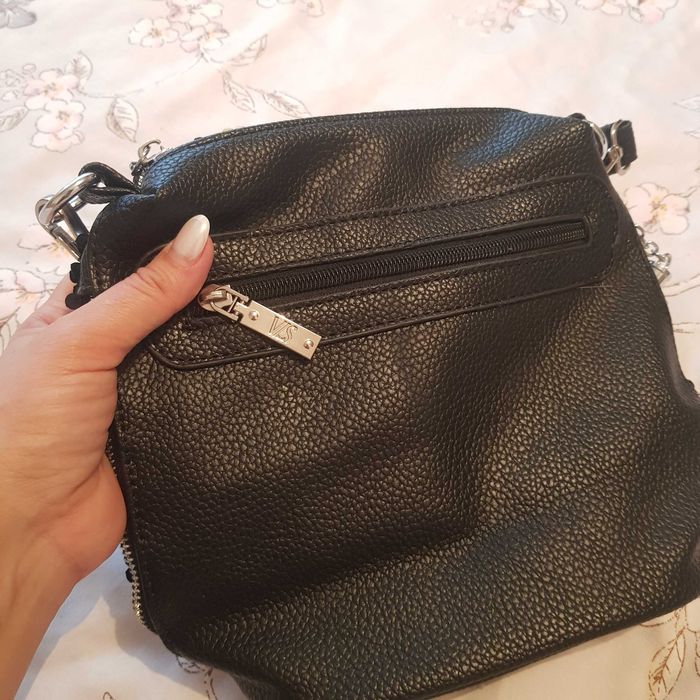 Продам новую кожаную сумку