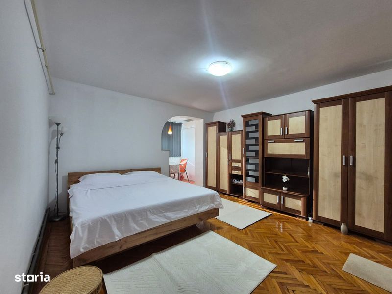 Garsonieră de închiriat – confort 1, Târgu Jiu, Strada Grivitei