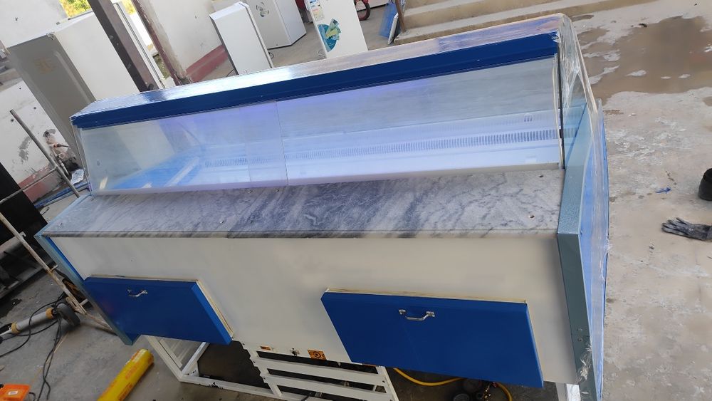 Витиринни холодильник