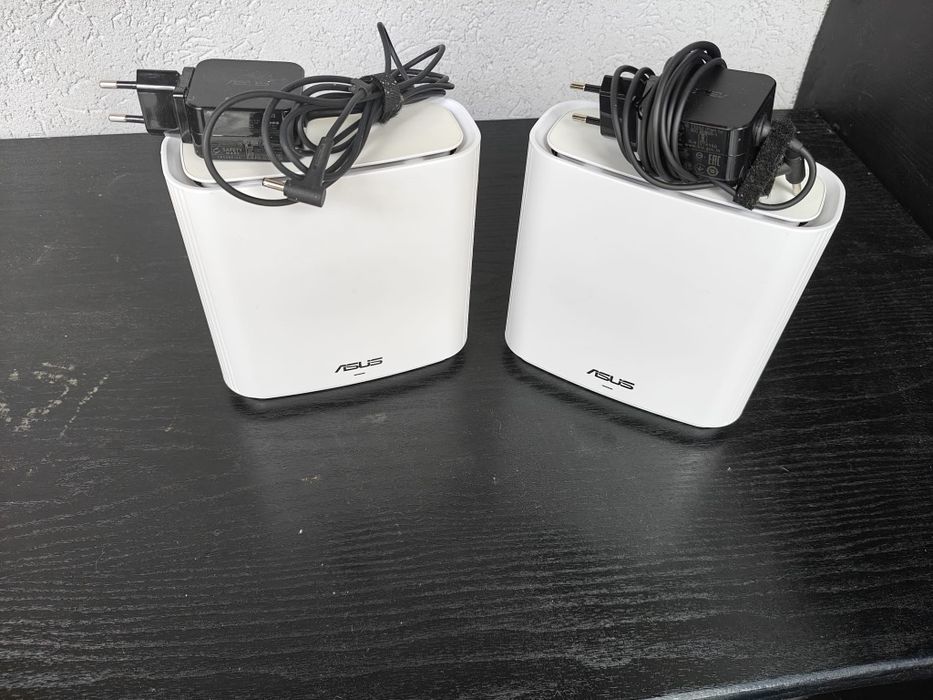 ASUS ZenWiFi AC CT8 AC3000 Mesh Wi-Fi - Set 2 Bucăţi