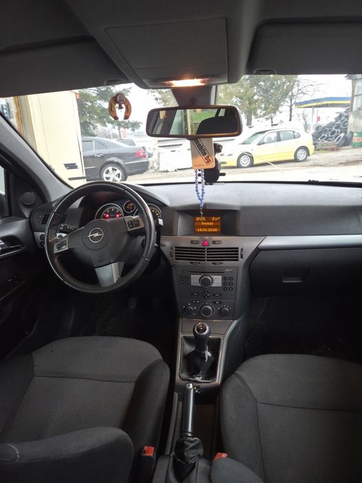 Опел Астра H 1.6 газ,бензин