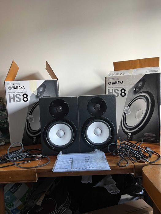 Yamaha HS8 - 2xStudio Monitors - Като Нови!