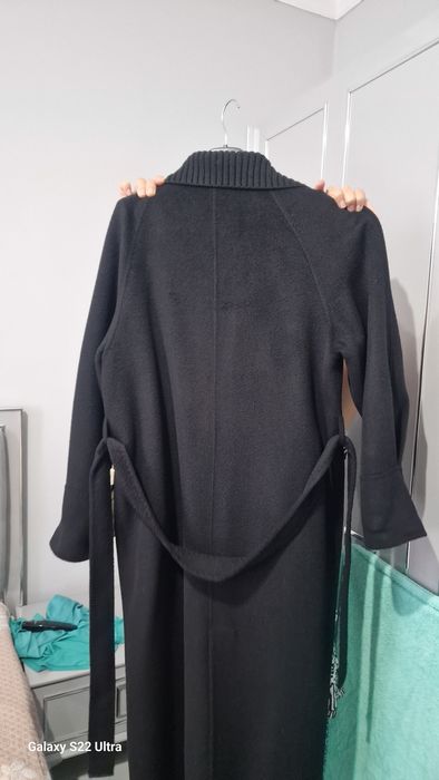 Продам пальто MAX MARA