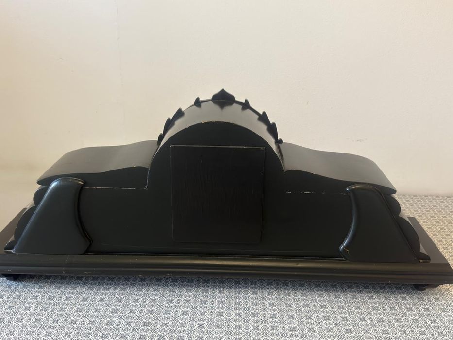 Продам часы каминные Янтарь с боем