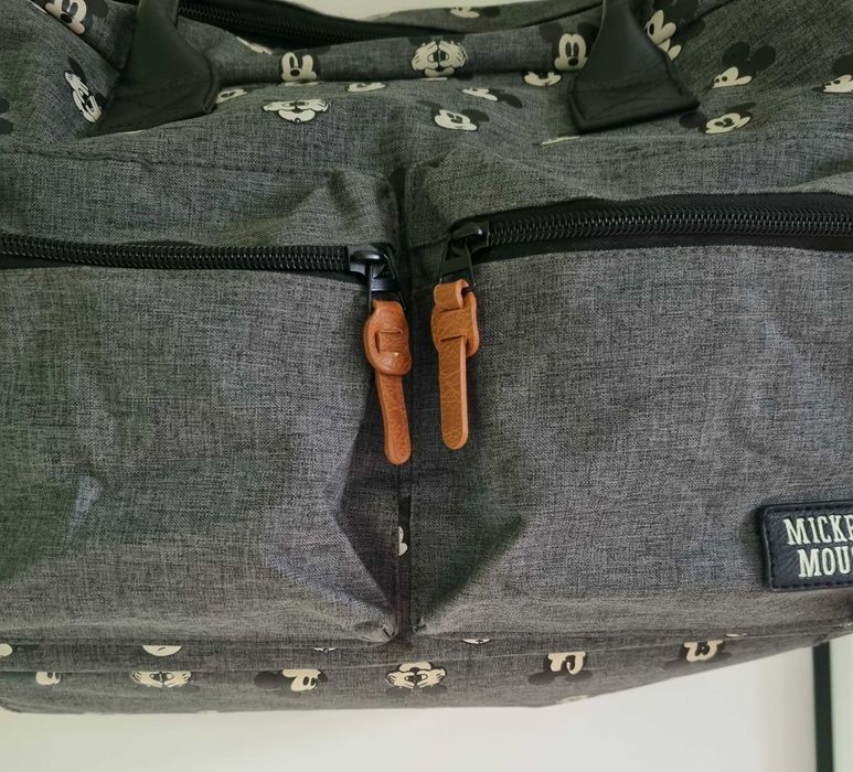 Спортна сива чанта