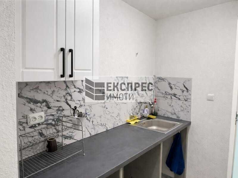 Офис с две помещения