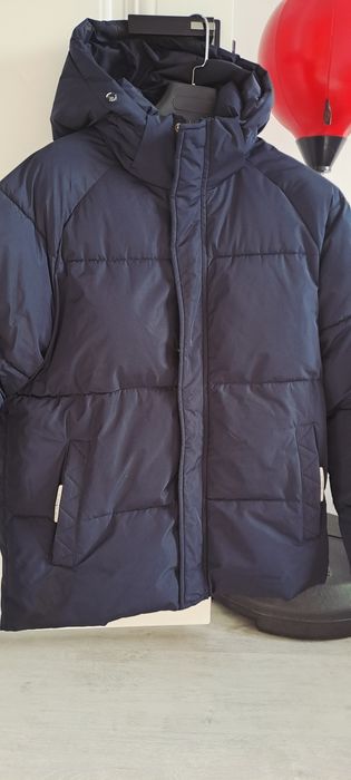 Продам куртку зима
