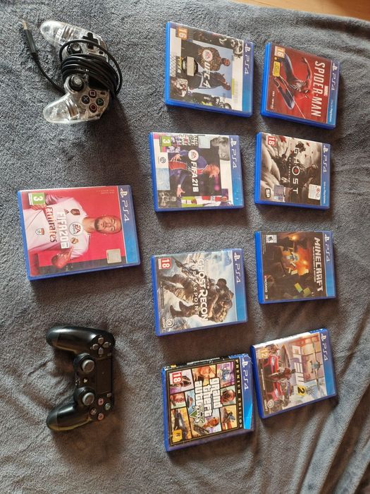 PS 4 pro + 9 jocuri stare buna urgent