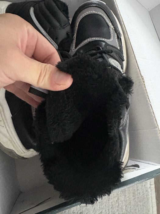 Кроссовки зимние