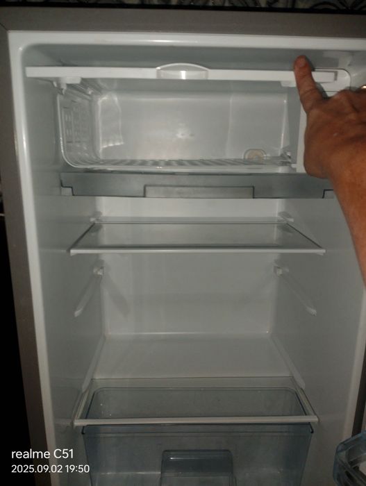 Срочно продам холодильник мини