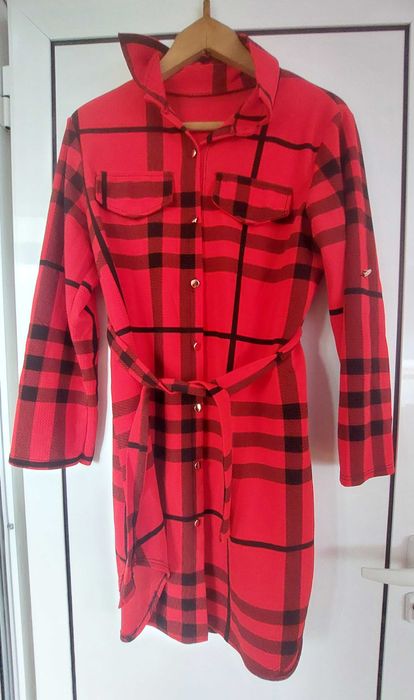 Елегантна и забавна ризи