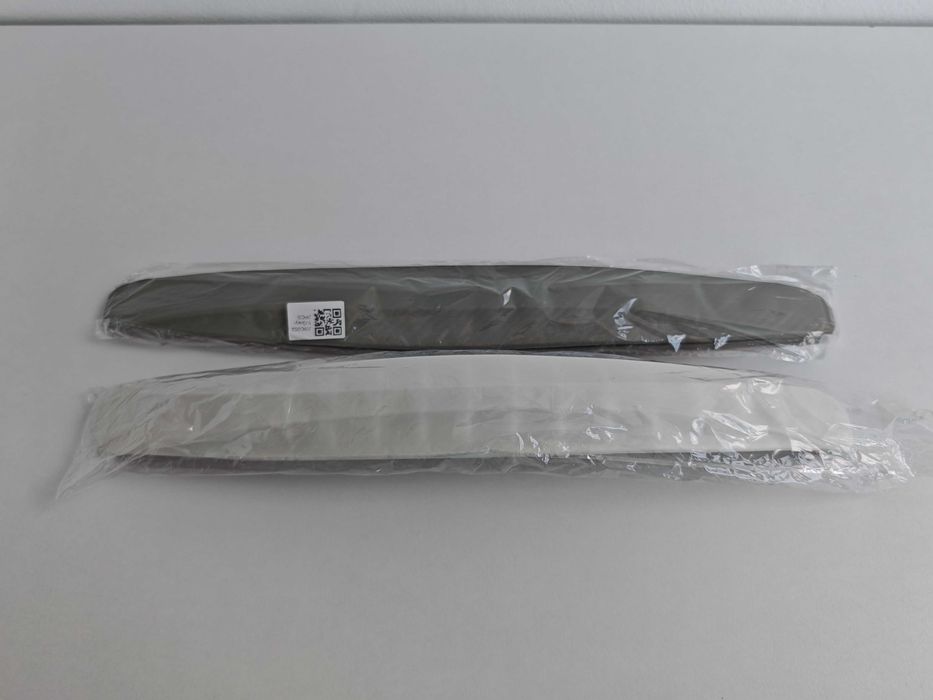 2х комплекта протектори за врати и брони на автомобил с карбонов ефект