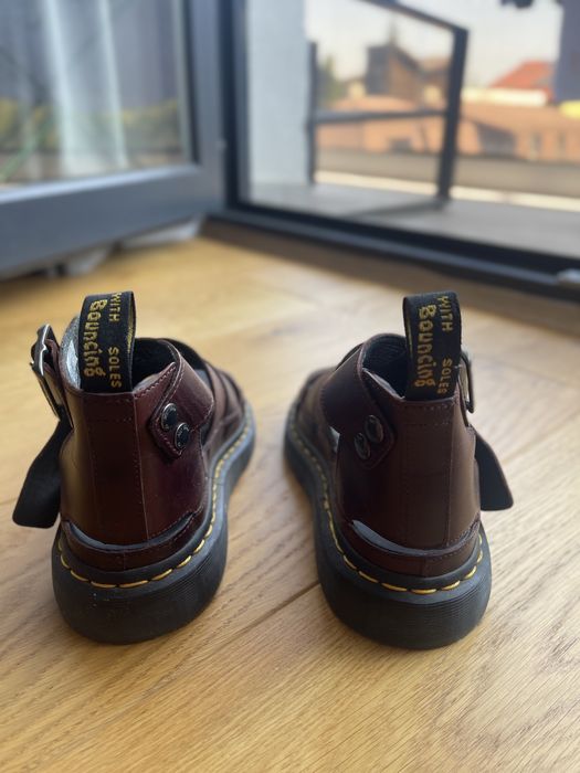 Dr Martens Sandale