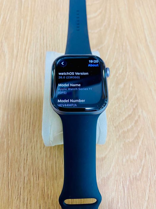 НОВ !!! Apple Watch S11, 46mm GPS, Space Grey, SB M/L, 100% BH